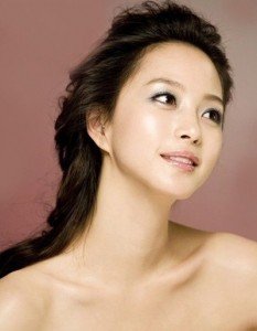 Mũi gãy khúc nên sửa bằng phương pháp nào?